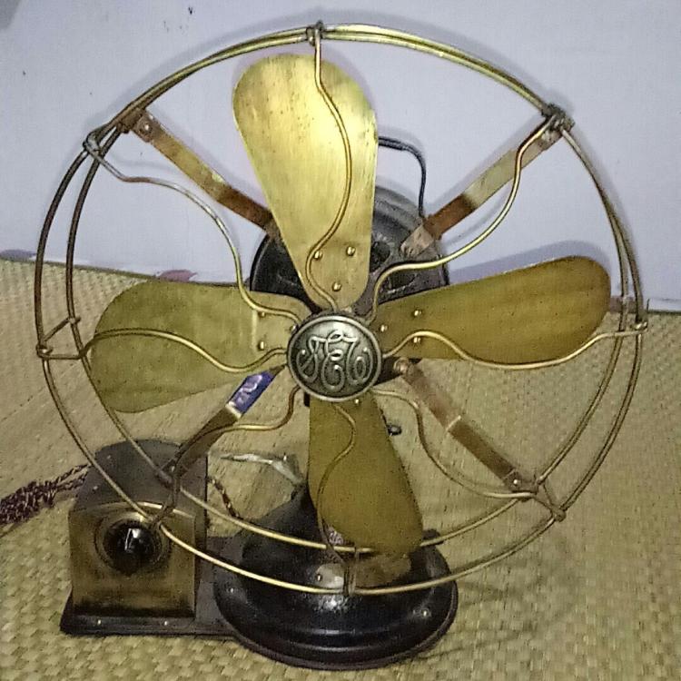 【太阳成集团tyc7111cc】RNG赛后群访 Uzi:当然有想过拿亚索打下路(图4) 太阳成集团tyc7111cc