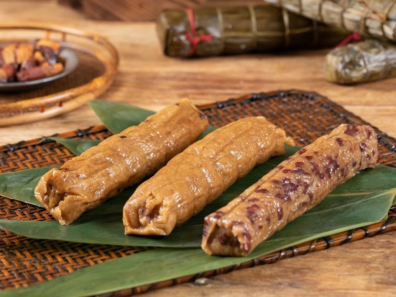 “太阳成集团tyc7111cc”沪湘两地七校职业教育校际合作签约仪式在张家界航院举行(图3) 太阳成集团tyc7111cc