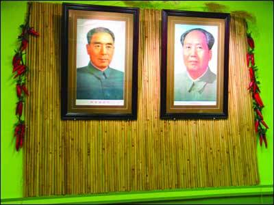 太阳成集团tyc7111cc-金华镇中心幼儿园举行童手牵梦放飞风筝亲子风筝节活动(图2) 太阳成集团tyc7111cc