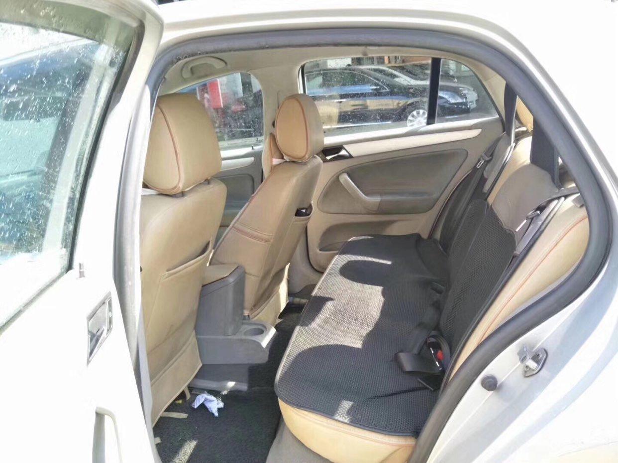 秋意浓诗清欢成都电子信息学校举行第二届诗词大会‘太阳成集团tyc7111cc’(图2) 太阳成集团tyc7111cc