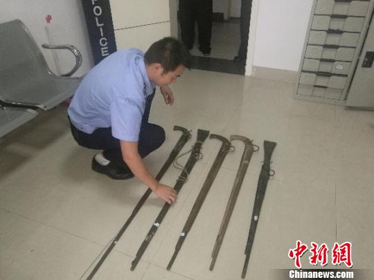 太阳成集团tyc7111cc_丰城市举行首届中职应届毕业生创业培训班开班仪式(图2) 太阳成集团tyc7111cc